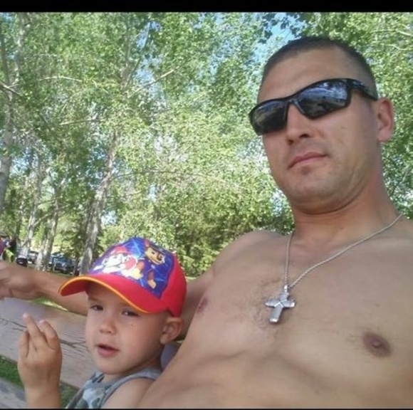 Meet your Posher, Corey - Picture 1 of 1